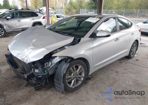 2018 Hyundai Elantra Value Edition z USA, uszkodzony, nr VIN 5NPD84LF0JH377966